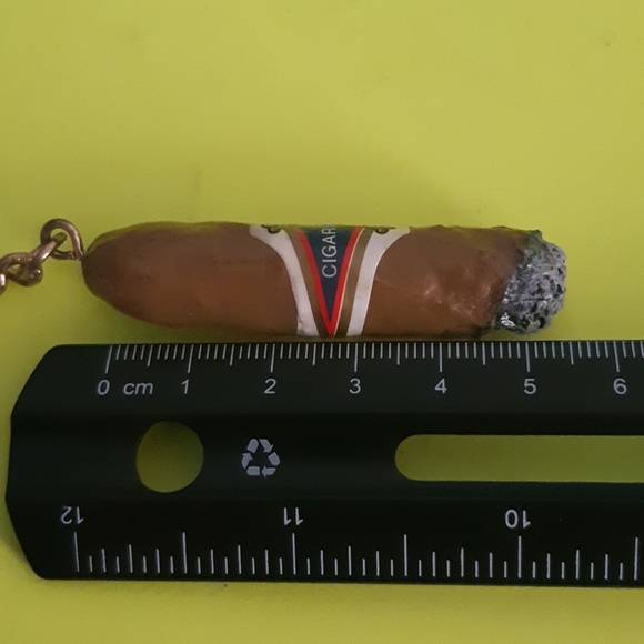 🥜Vtg cigar keychain by Ganz| 9/10🥜 - Picture 8 of 9